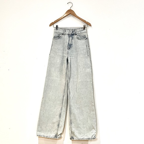 zara high waisted denim pants with flared leg - Picture 1 of 6